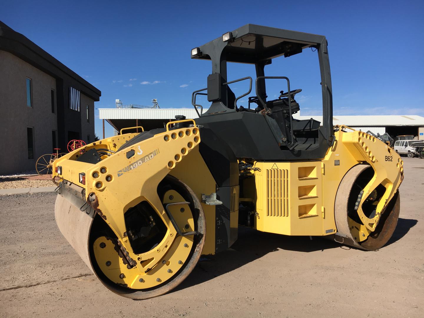 COMPACTADOR BOMAG BW190 AD-4